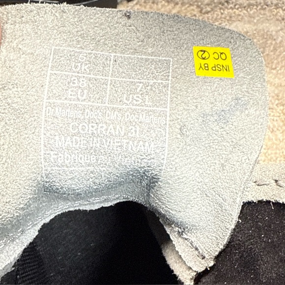 Dr. Martens Corran 3I 3-Eye Suede Heeled Boots Women’s Size 7 Grey Wednesday NEW - Picture 15 of 15